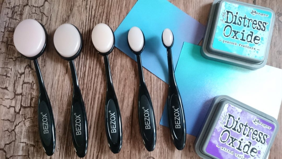 Trying Out Silicone Make Up Brush/Pad Ink Blending – Helen Griffin